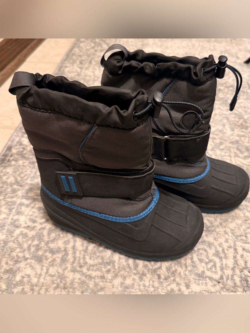 Kids Black and Blue Insulated Snow Boots - Unbranded
